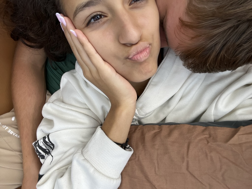 Първа среща 2